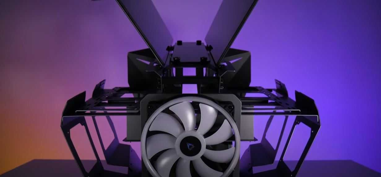 HIT - pre-order obudowa imitująca silnik V8. Bestia wśród open case