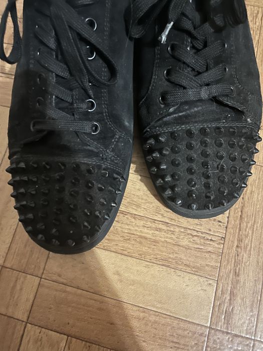 louboutin spike 43