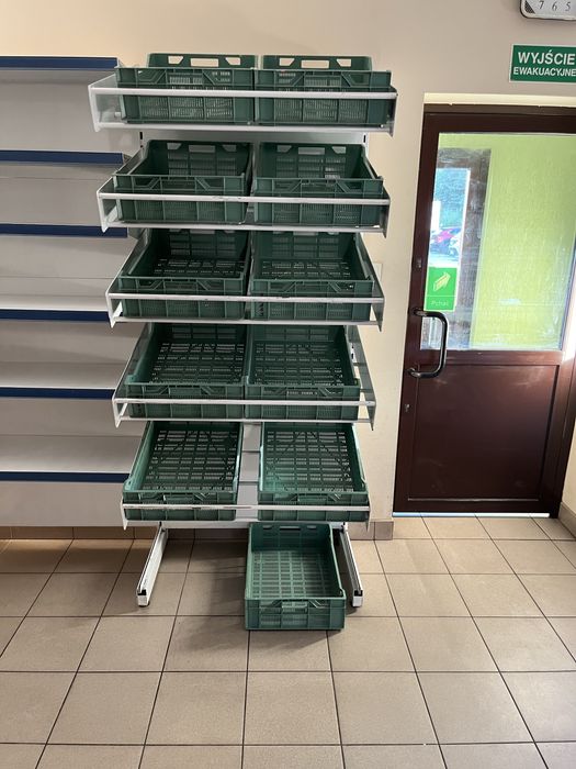 regał sklepowy sklepu spozywczego  ,warzywny chlebowy