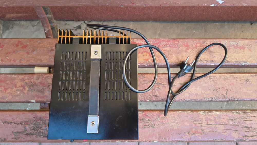 Zasilacz do CB radia HPS KNT-1000 13,8V 10A 12A ZS10