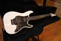 Gitara Schecter Sun Valley Super Shredder + case, przetworniki EMG