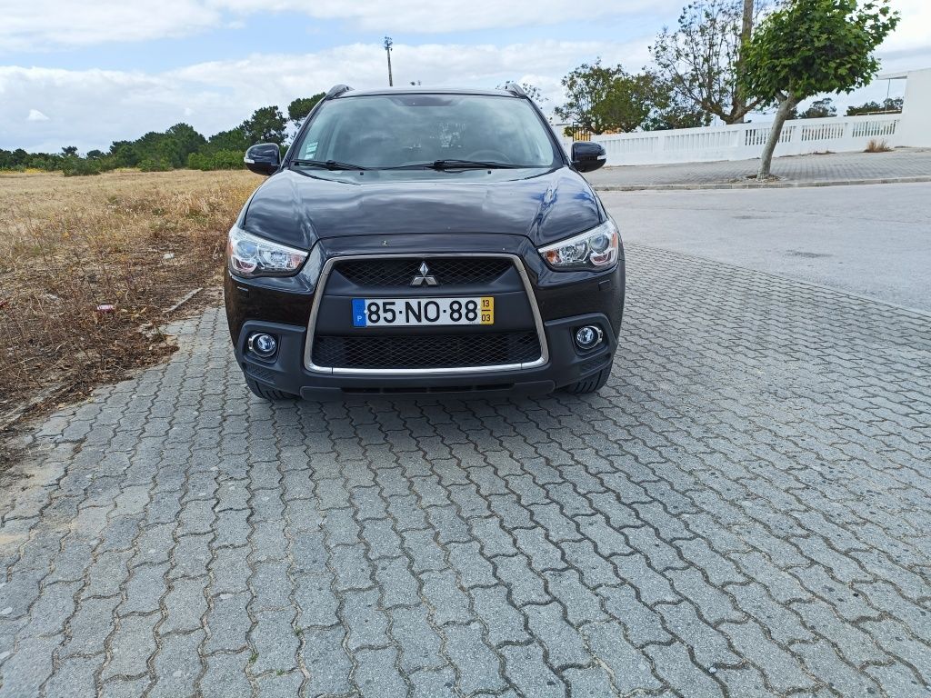 Mitsubishi asx 2013