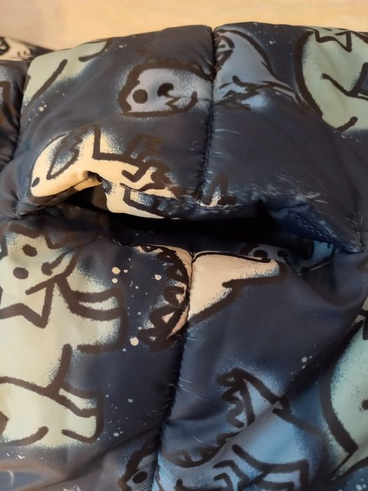 Kamizelka chłopięca z kapturem