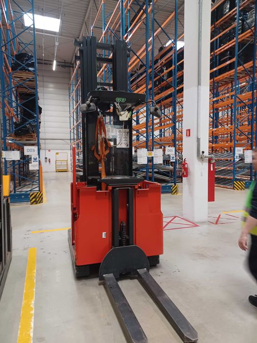 Wózek widłowy LINDE V12