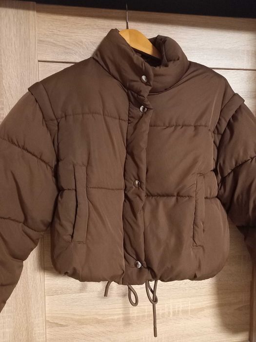 Bershka modna kurtka młodzieżowa