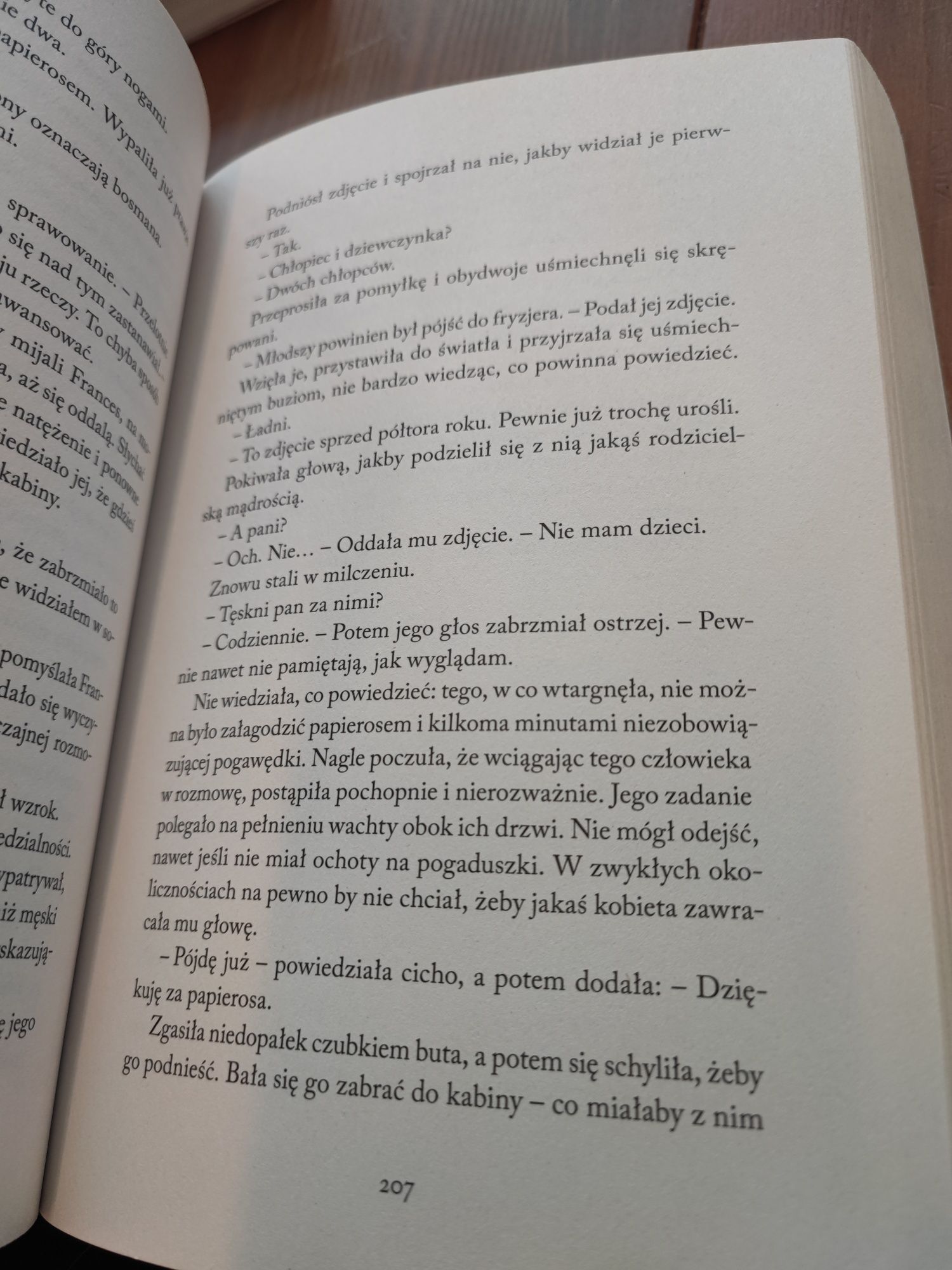 138 W samym sercu morza Moyes Jojo