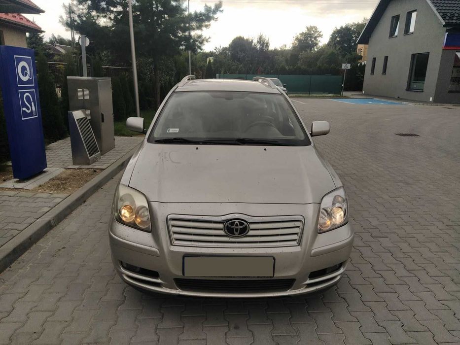 Розбірка Toyota avensis T25 запчастини тойота авенсіс