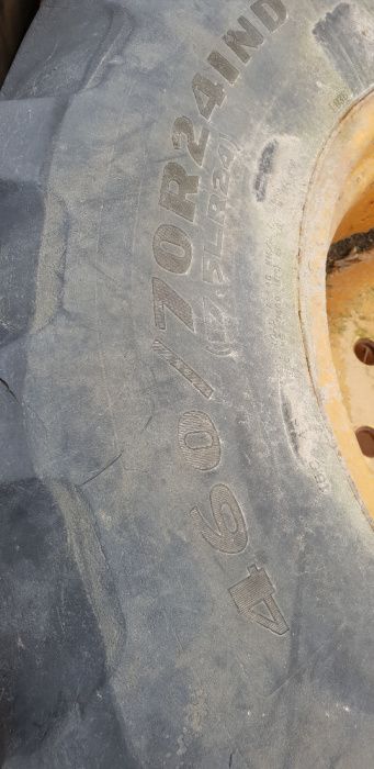 koparko ładowarka case 595 , 695 koła opona 460/70R24 goodyear