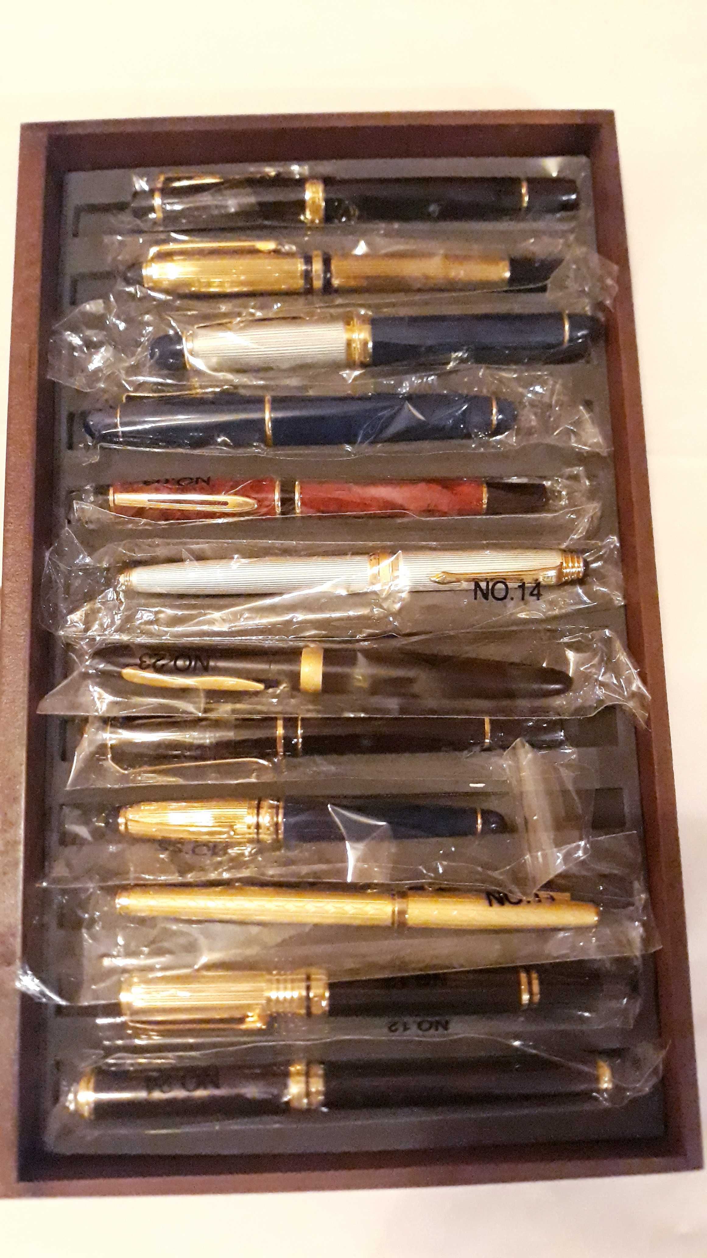 Canetas de coleção com expositor