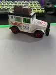 Uniakatowy resorak majorette 1/36 toyota land cruiser