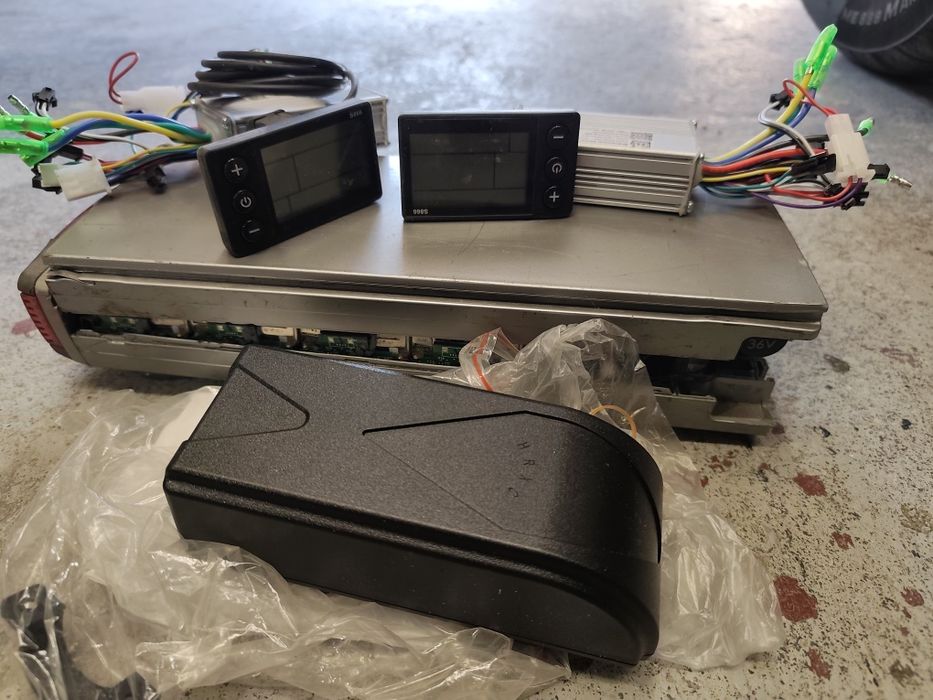 Koga uszkodzony rower elektryczny części