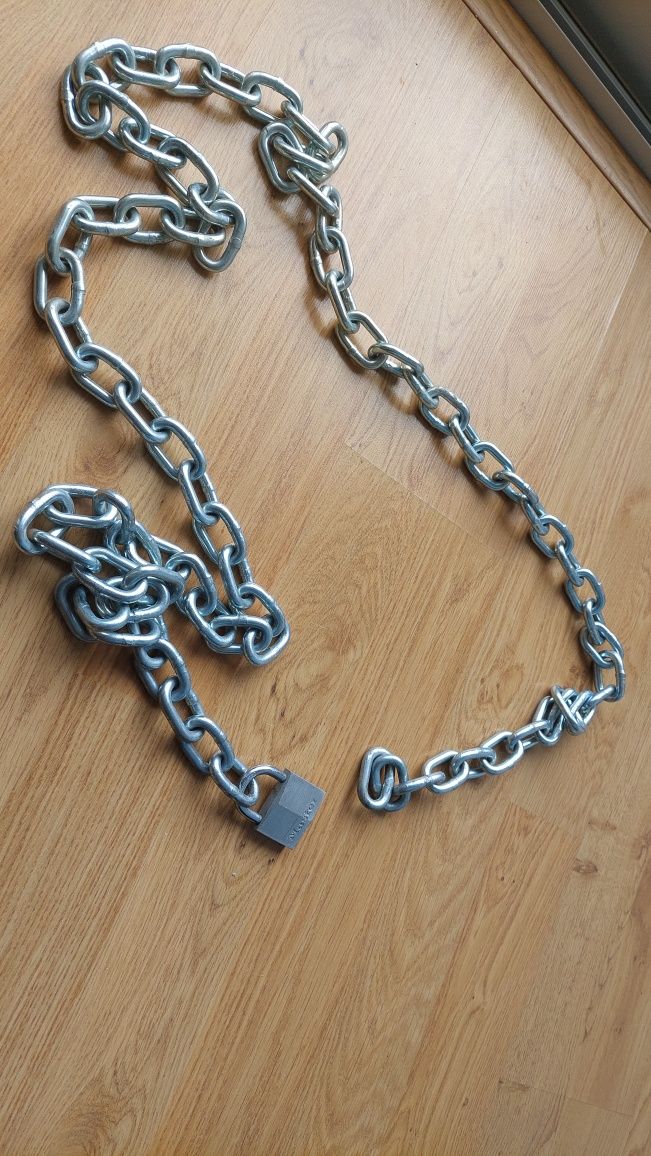 Corrente com cadeado