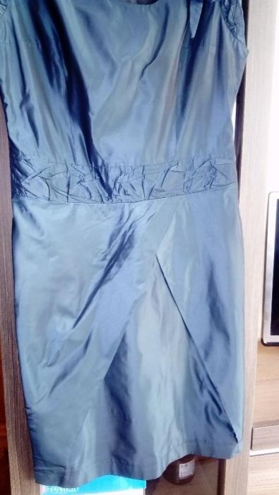 Elegancka, wizytowa sukienka z tafty rozm.42
