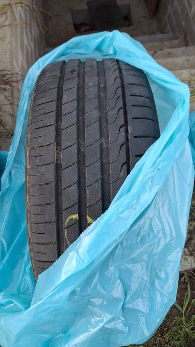 Opony sprzedam stan dobry+