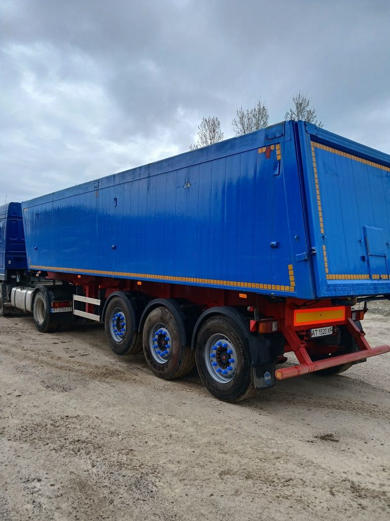 Продам напівпричіп в хорошому стані