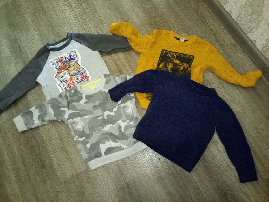 Великий пакет дитячого одягу за символічну ціну