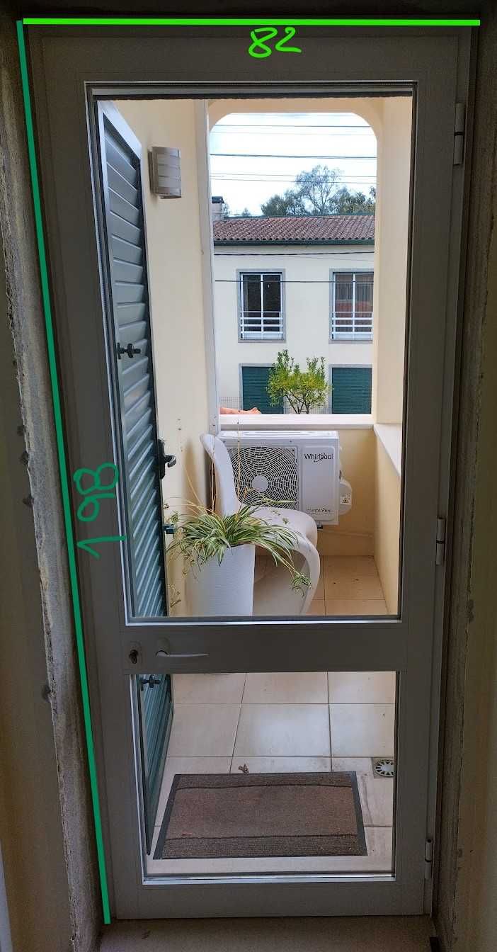Janela de correr + Porta em Aluminio Usadas