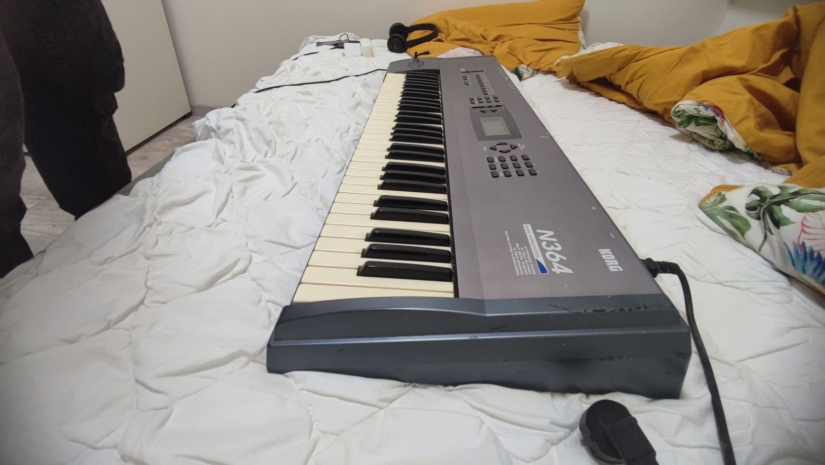 Keyboard KORG N364