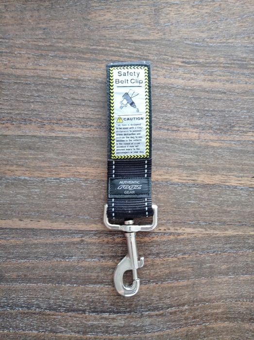 Adaptador de cinto de segurança Rogz