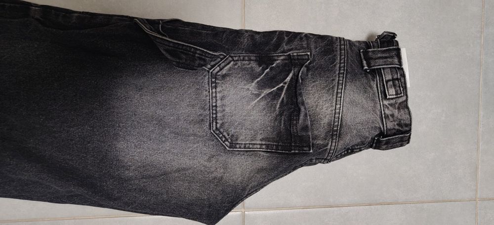 Spodnie jeans Bershka