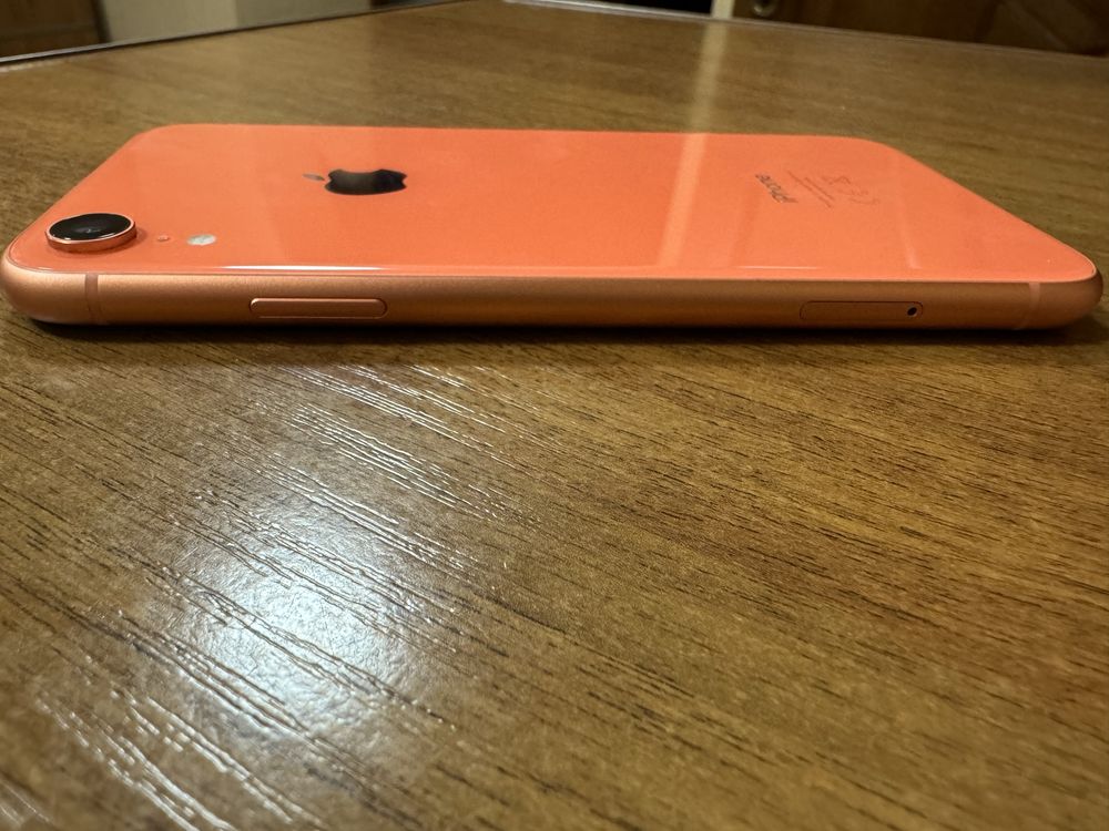 Iphone XR 64 Gb (батарея 86 %)