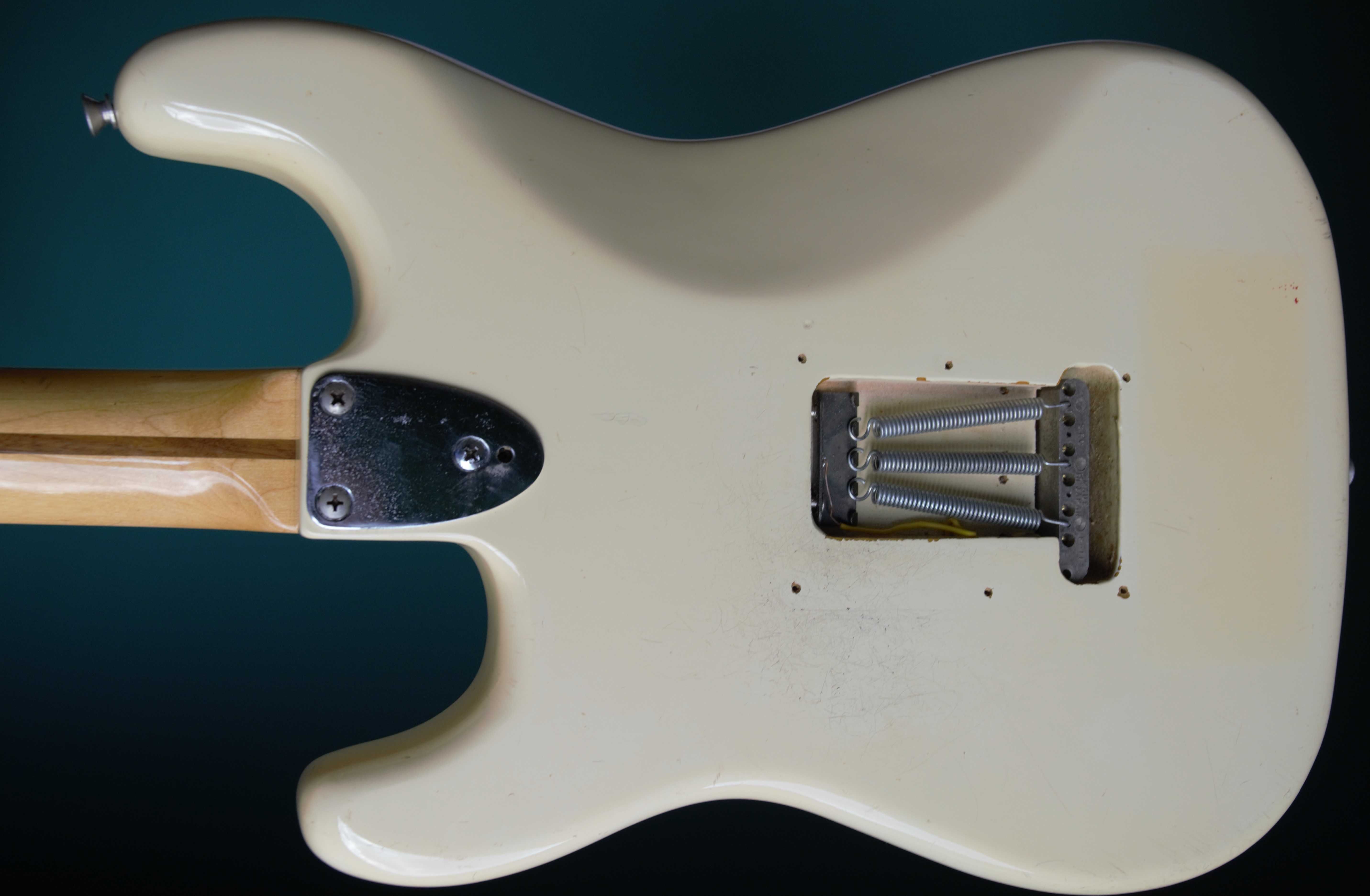 Stratocaster Fernandes FST-90T(stone logo) made in japan 1983
