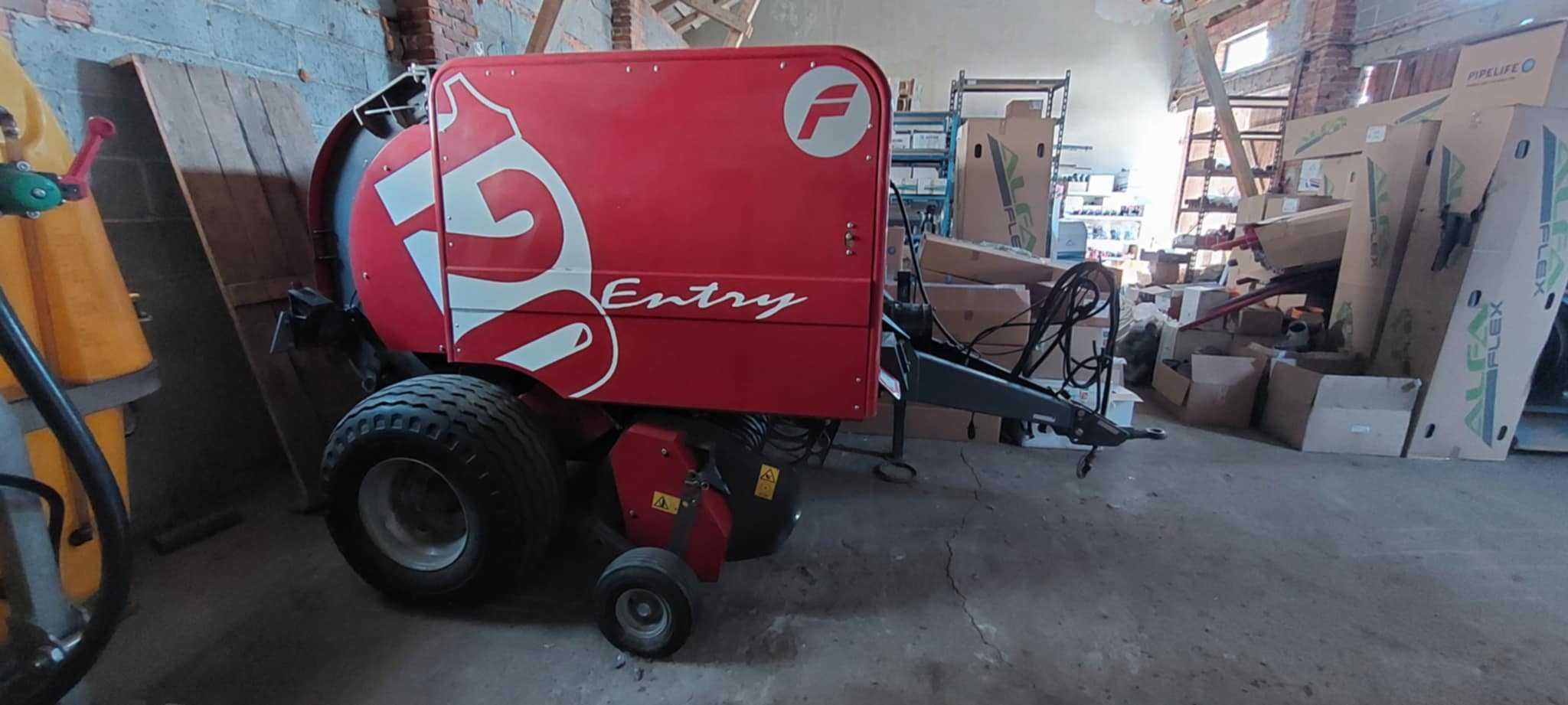 Prasa rolująca do słomy