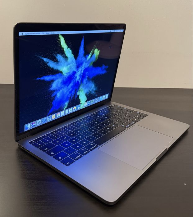 Laptop Apple MacBook Pro 13” / i5 / 8GB RAM / 120GB SSD