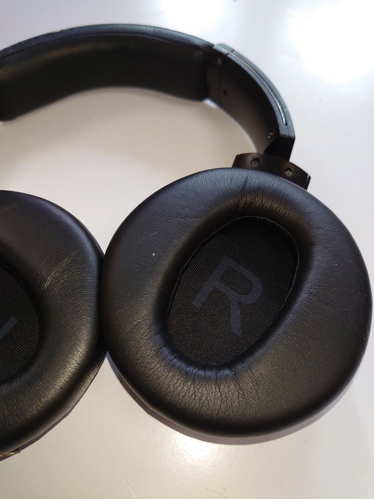 Наушники   полноразмерные от Sound Reality. На базе SONY MDR-XB950