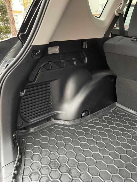 Продам Toyota RAV-4 2018 року