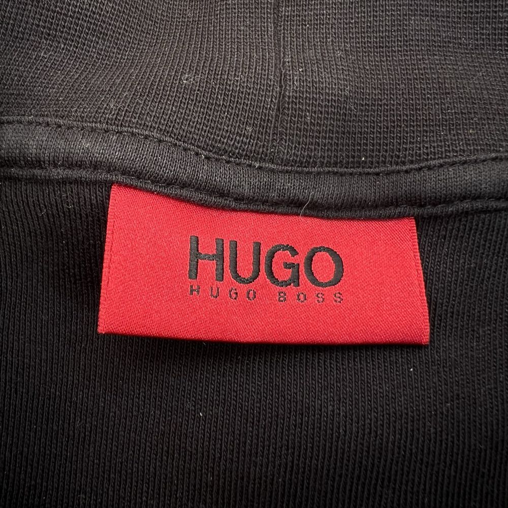 Чоловіча футболка Hugo Boss розмір M
