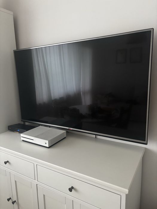 Telewizor, 55 cali, LG TV 55UH6257, w pelni sprawny.
