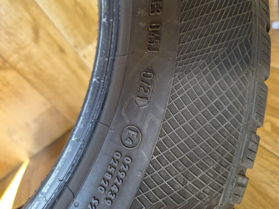 215/65/17 Continental para zima 7,5mm 2021r