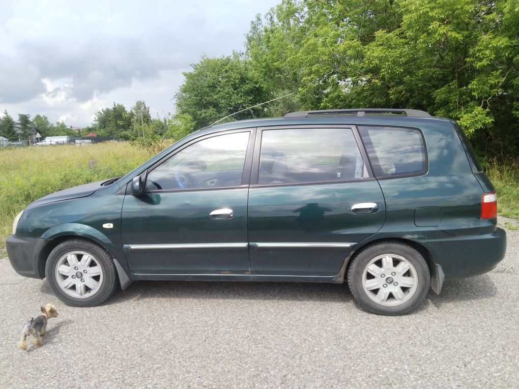 Kia carens 2.0 crdi