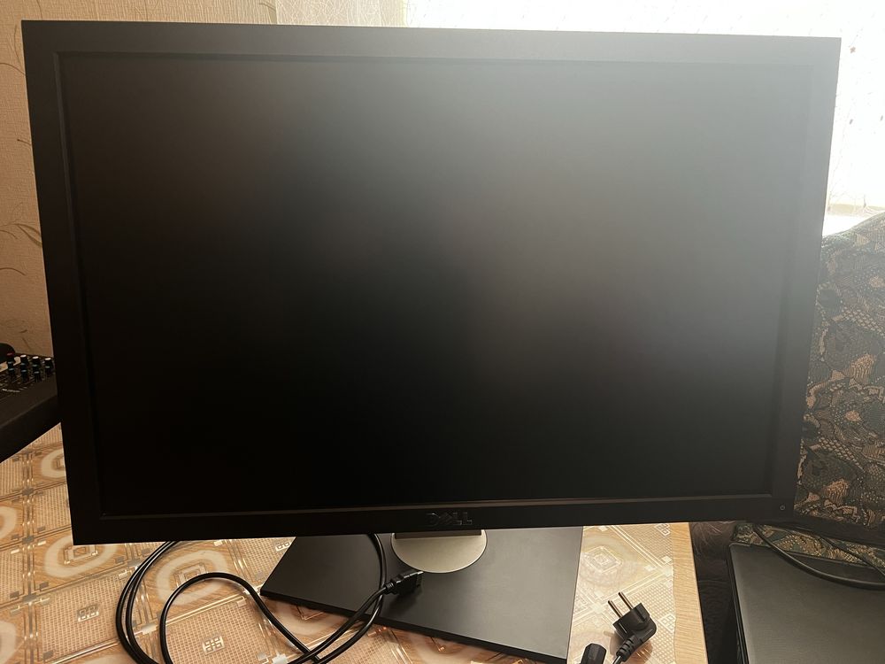 Монитор Dell 2709WB