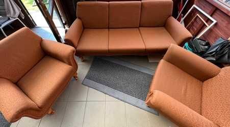 Stylowa sofa i dwa fotele na sprzedaż