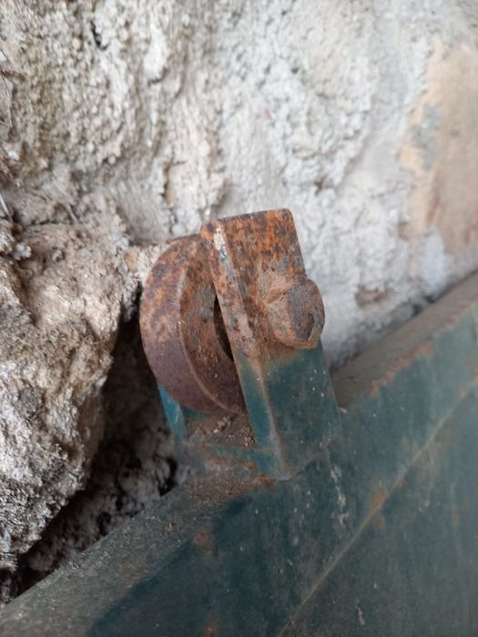 Portão para entrade de casa e jardim