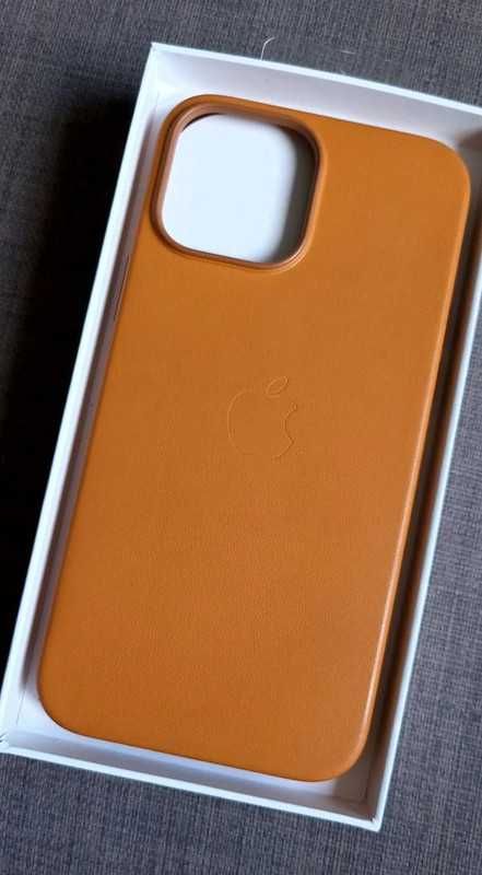 Pomarańczowe skórzane etui iPhone 13 Pro Max Leather Case MagSafe