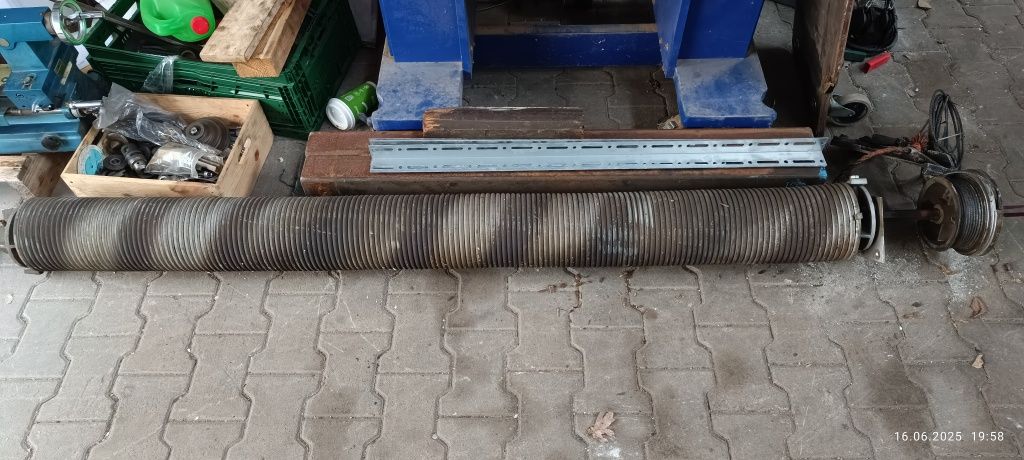 Brama przemysłowa 3,7x3,18 garażowa segmentowa