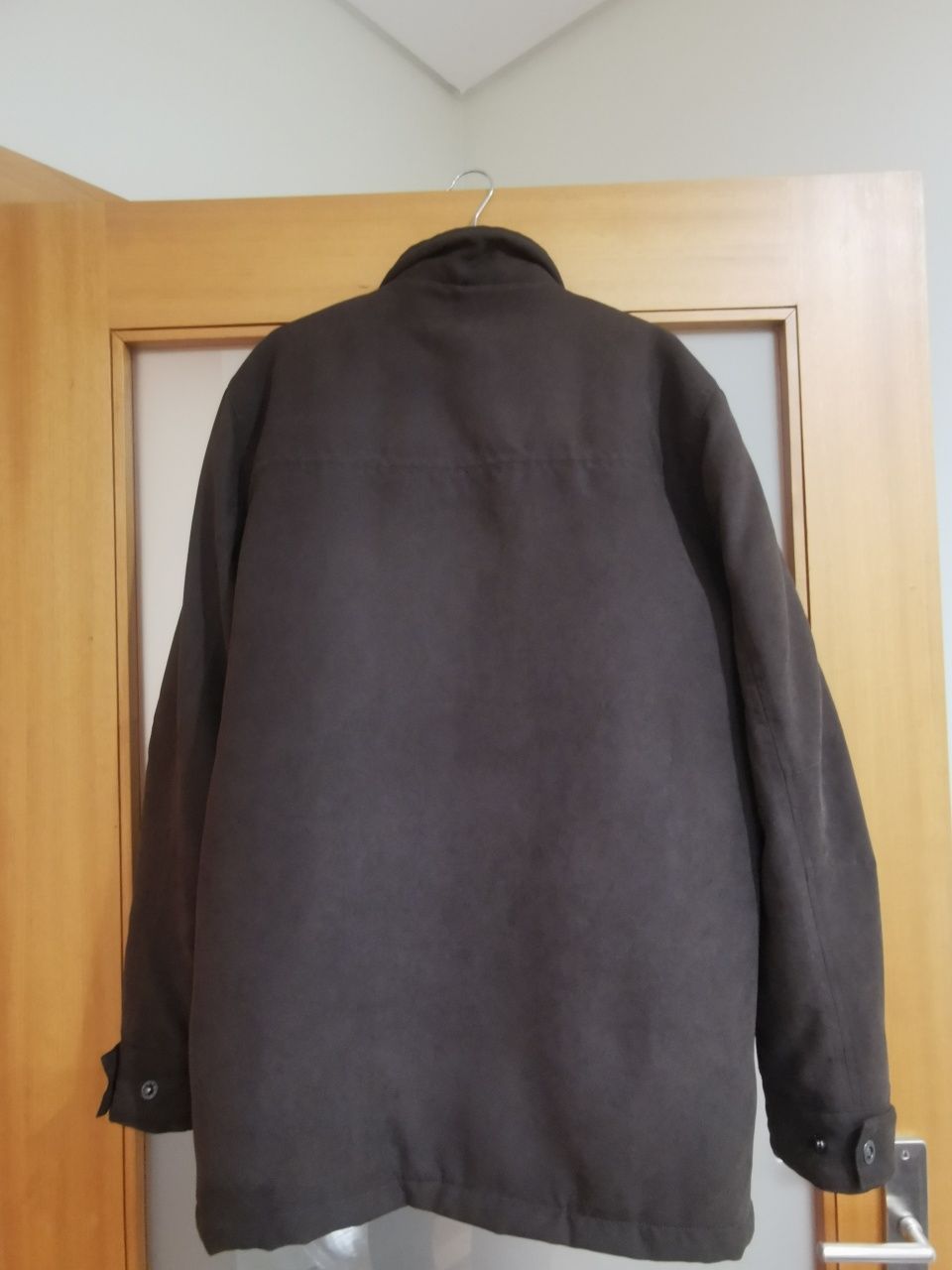 Casaco de homem castanho da Modalfa