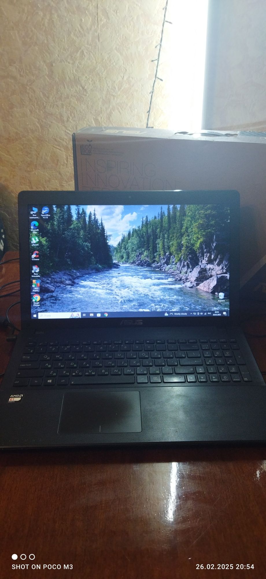 Ноутбук asus r513e