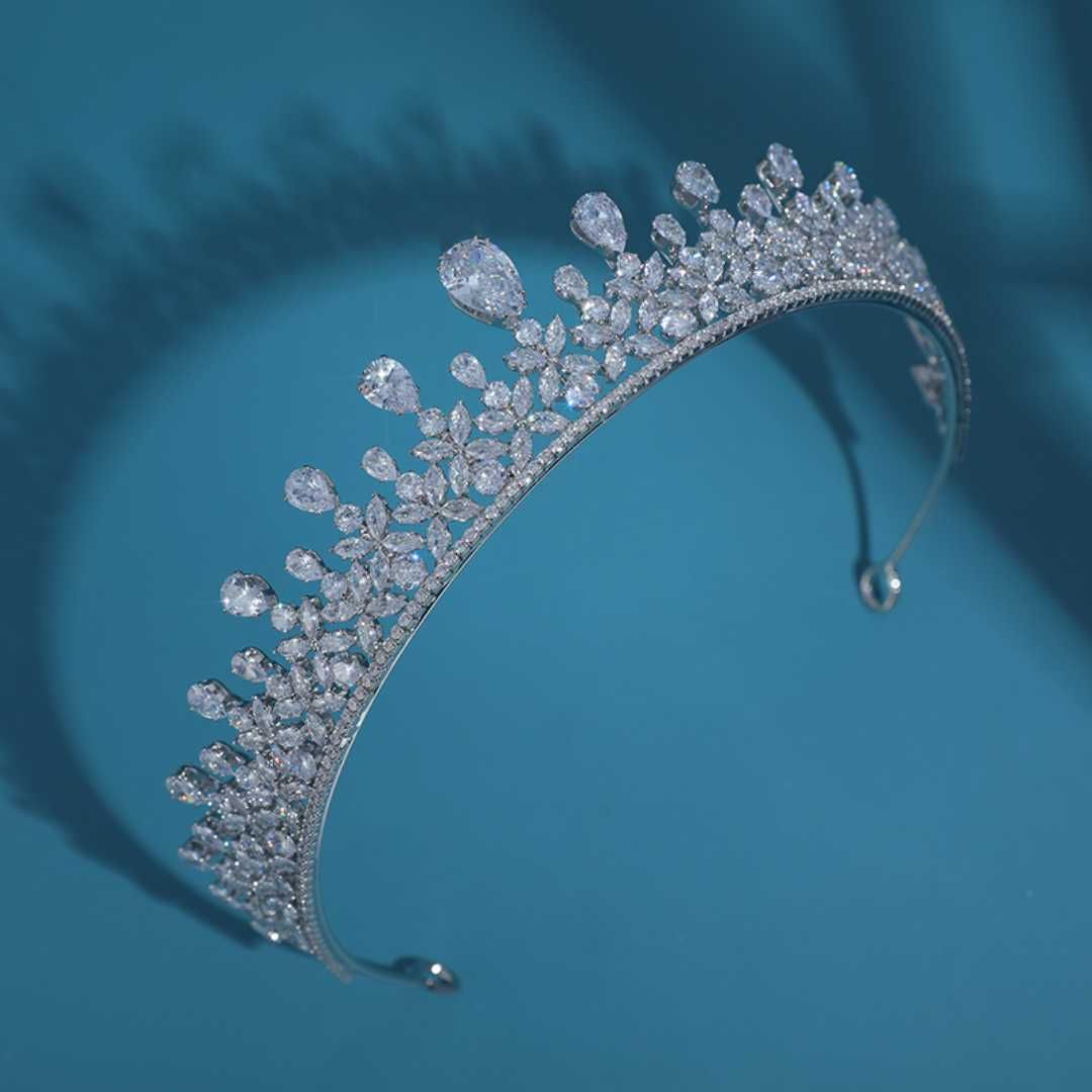 Tiaras e coroas para noivas