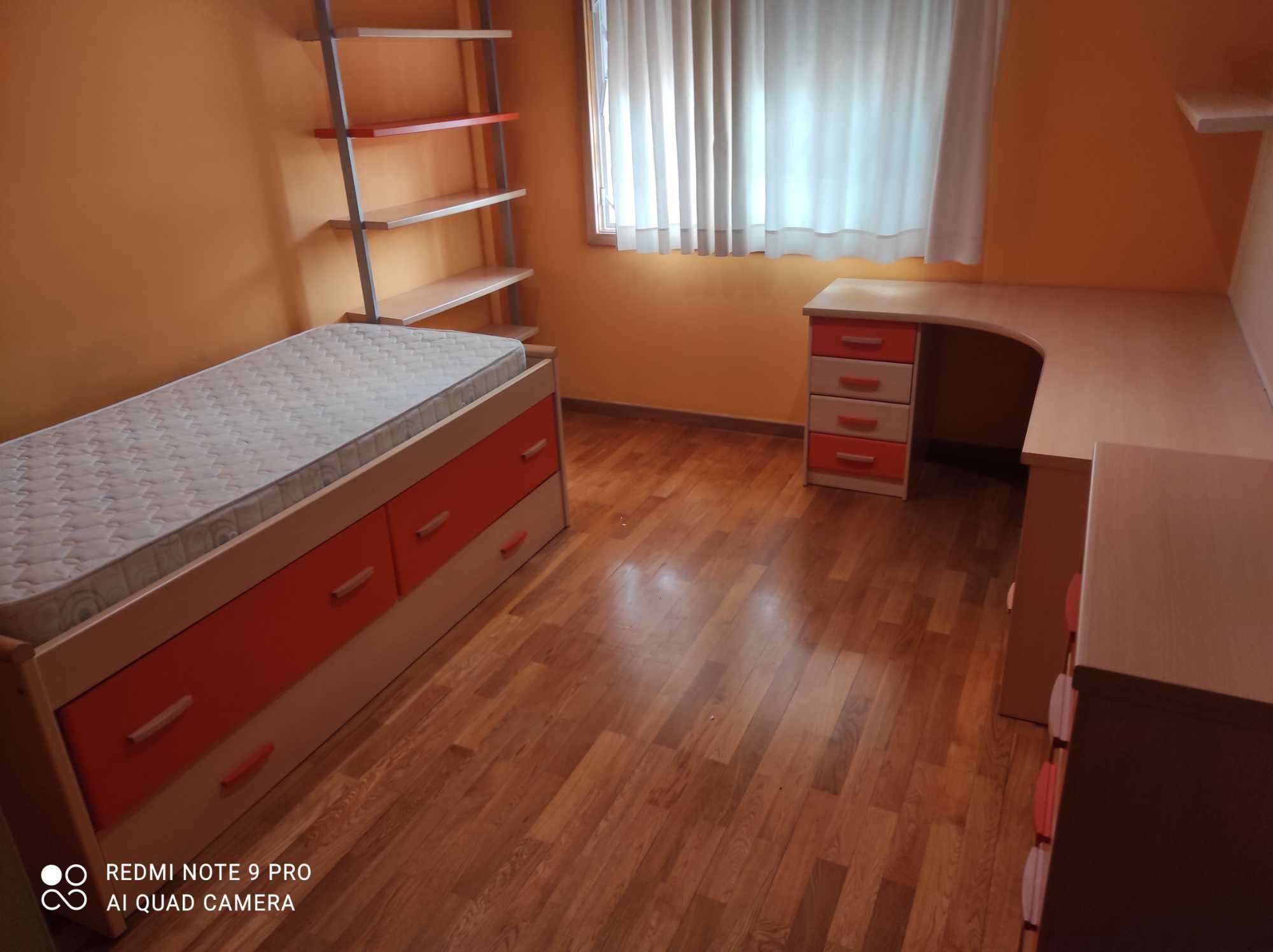 Mobília completa de quarto para criança