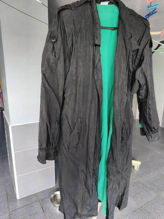 Gabardine Senhora  veste L XL preta forrada a verde