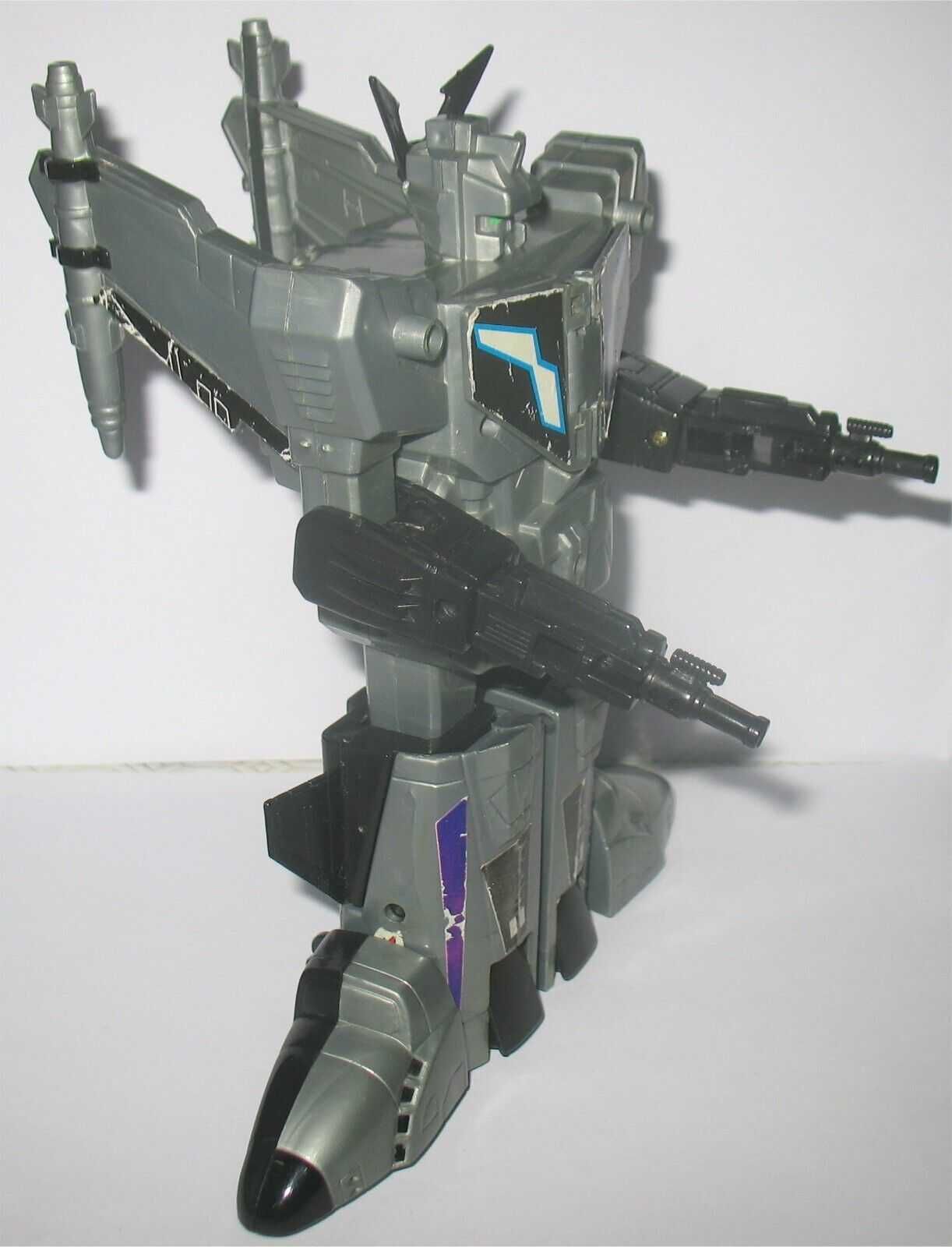 Galaxy Defender - Jato-Robot que se Transforma