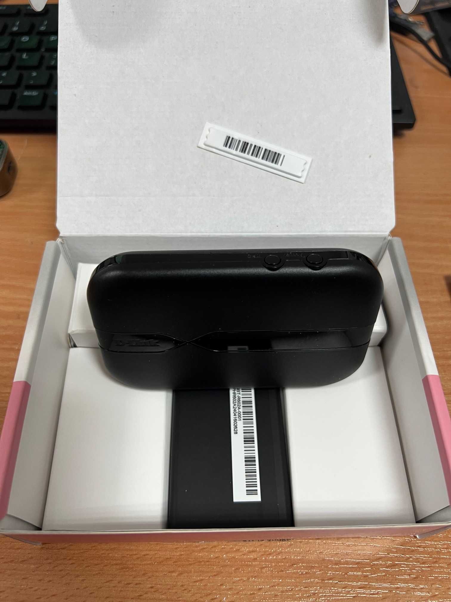 Router bezprzewodowy WiFi z 4G LTE D-Link DWR-932