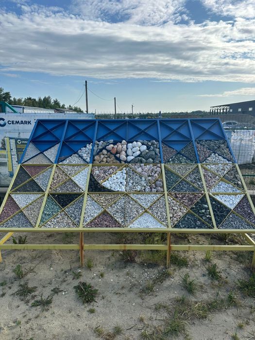 Крихта і галька, Камінь і Соломка декоративна!