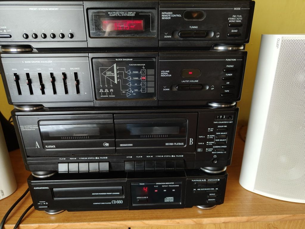 Wieża Grundig CC 660