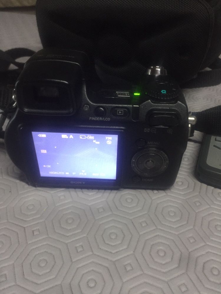 Máquina fotográfica Sony DSC-H7