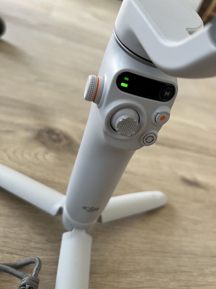 Gimbal DJI Osmo Mobile 6
